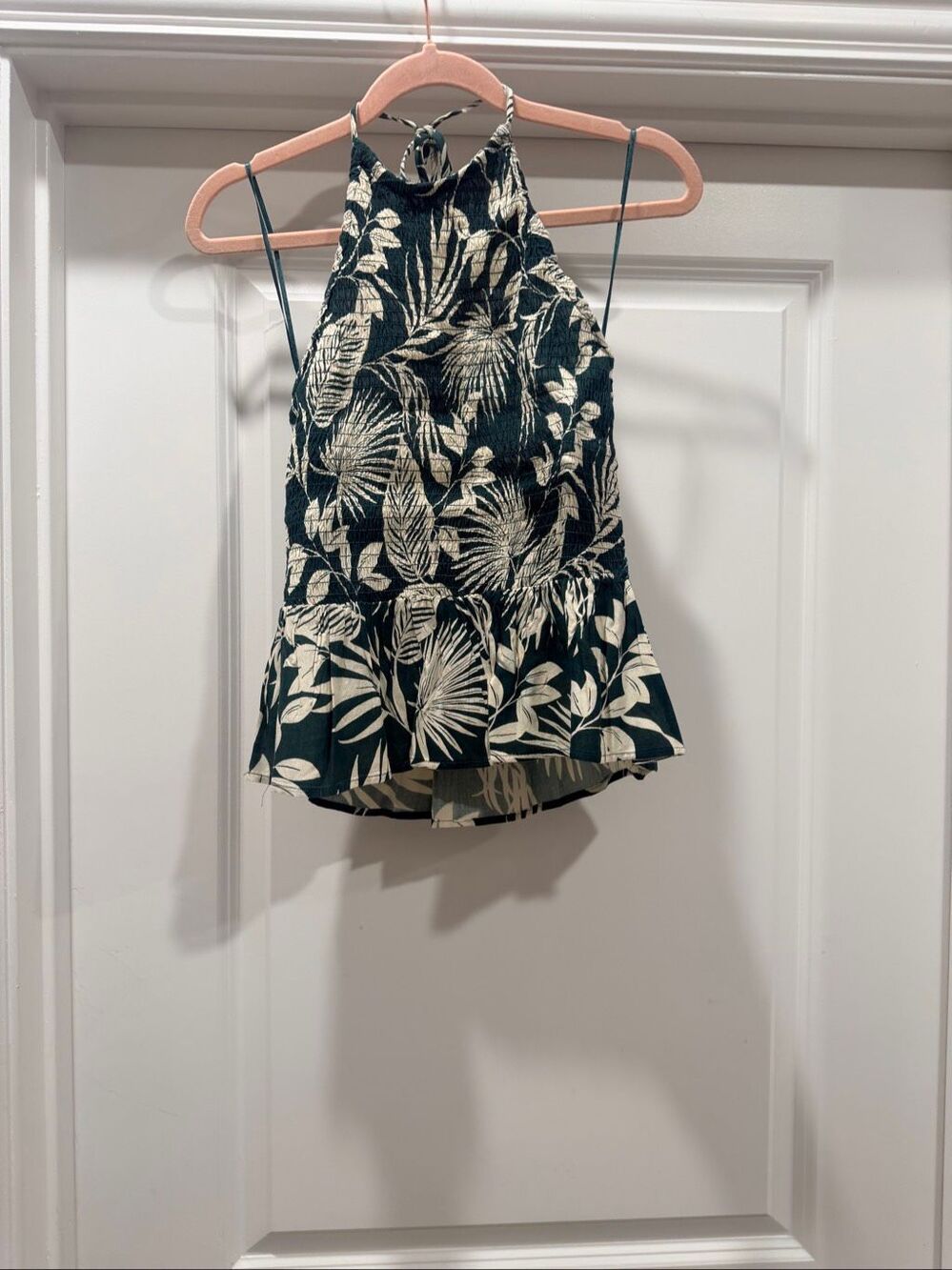 Patrons Of Peace Green Tropical Leaf Floral Halter Top Medium M Smocked Boho NWT